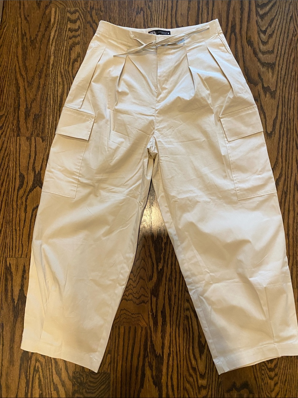 Zara Wide Leg Cargo Pants in Cream